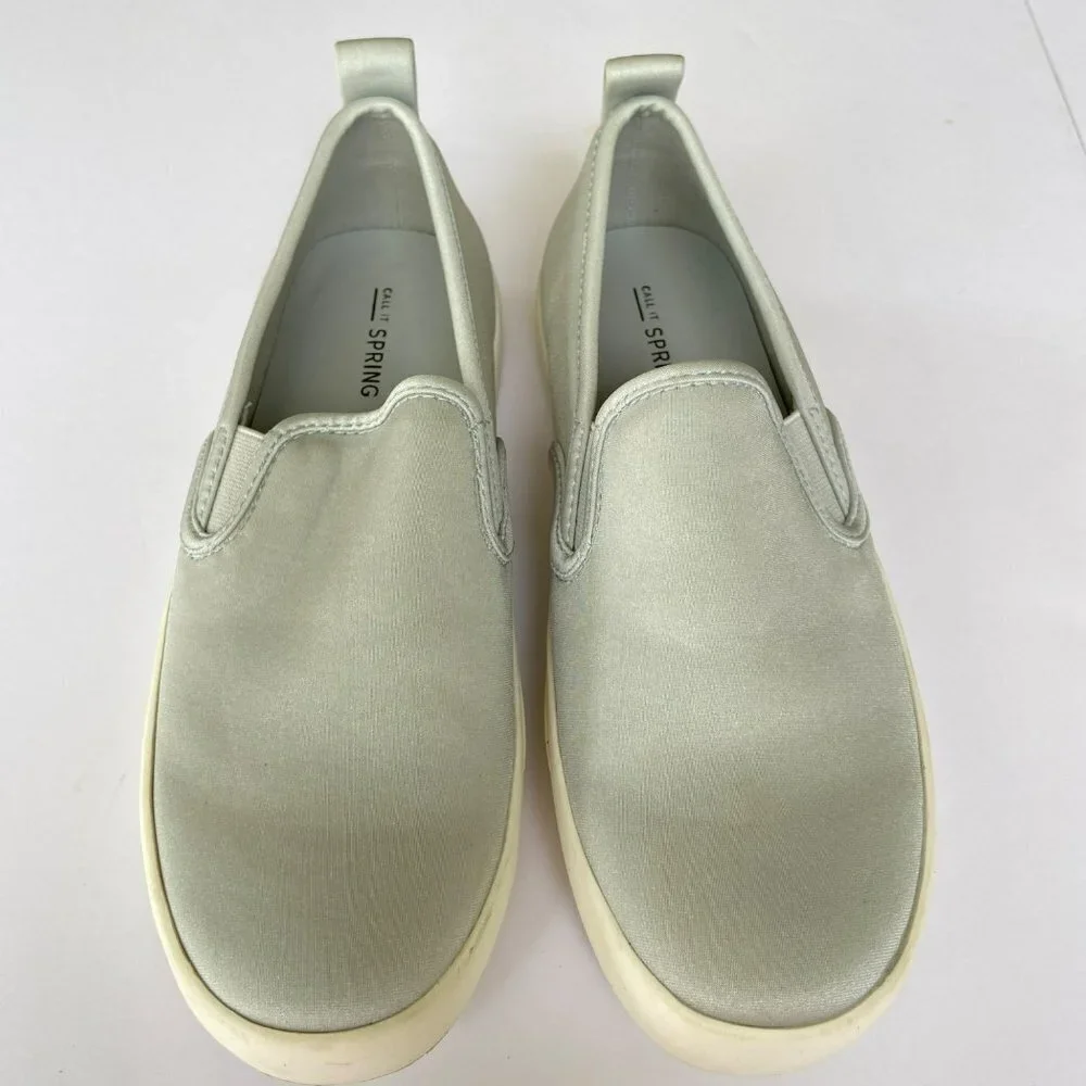 Call It Spring Lovaudien‎ Grey Slip-On Sneakers Size 6.5